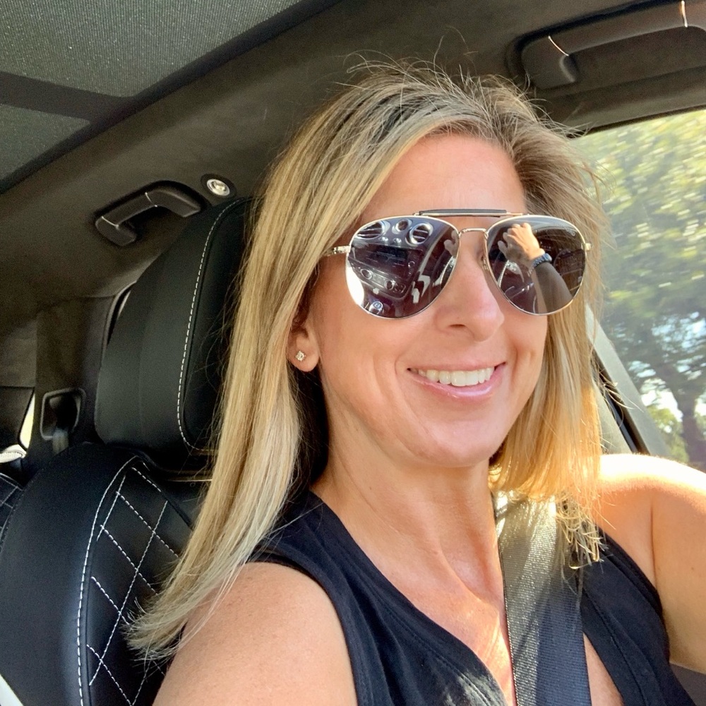 Meet your Posher, Brooke